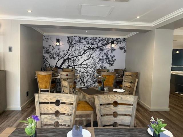 Courtyard Hotel Sandton Йоханесбург Екстериор снимка